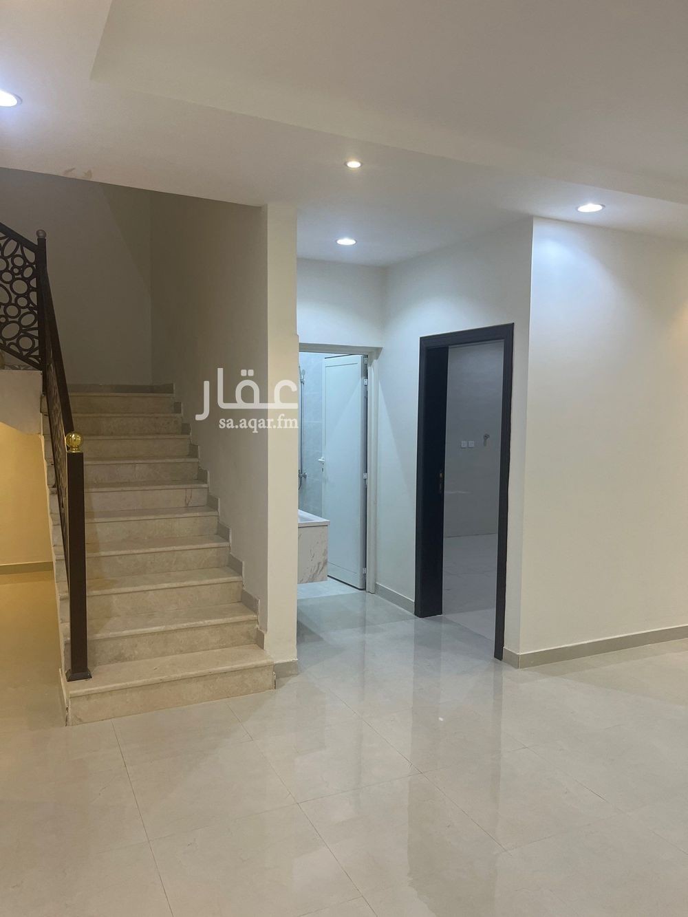 4 bedroom villa in Al Zahrah, Riyadh 6