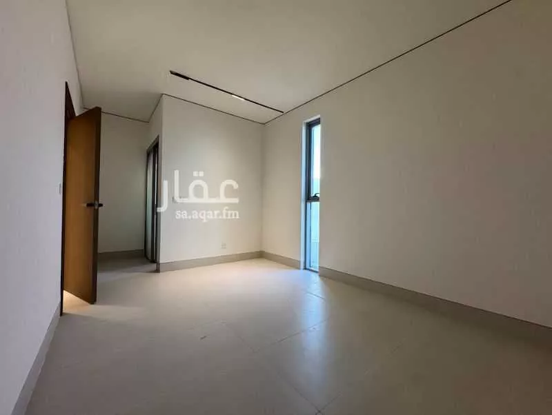 فيلا 4 غرف في الفاروق 12