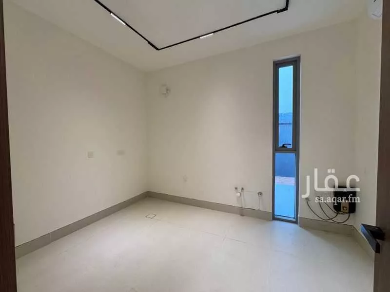فيلا 4 غرف في الفاروق 9