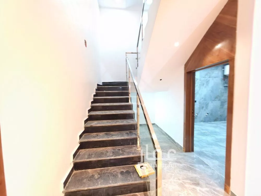 5 bedroom duplex in Okaz 15