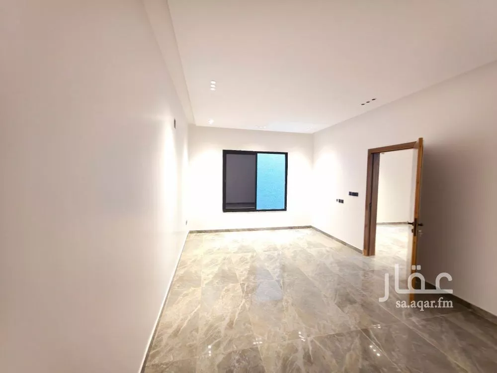 5 bedroom duplex in Okaz 16