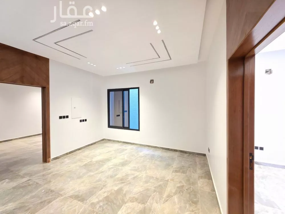 5 bedroom duplex in Okaz 18