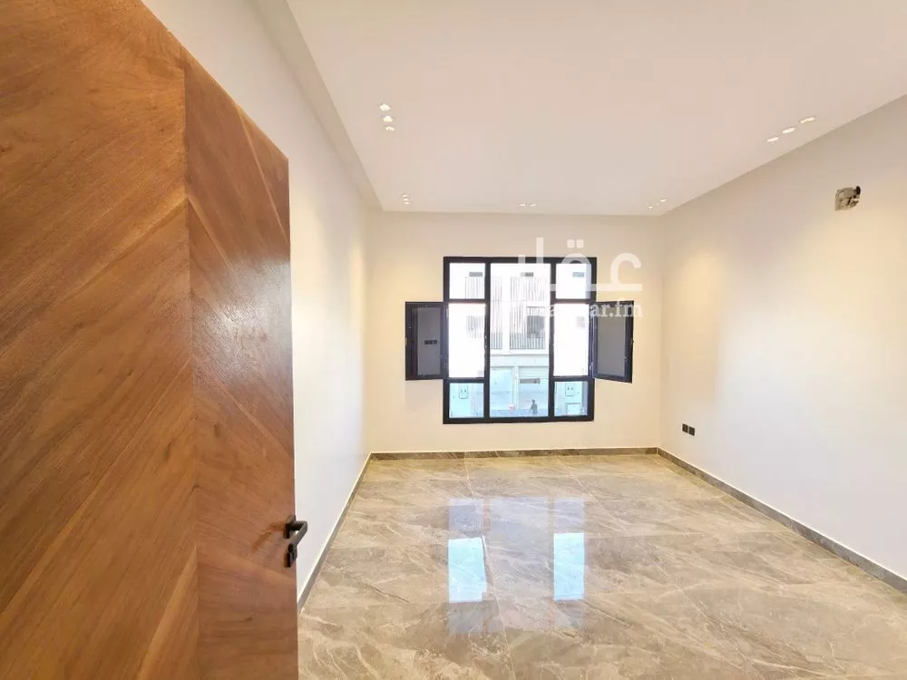 5 bedroom duplex in Okaz 20