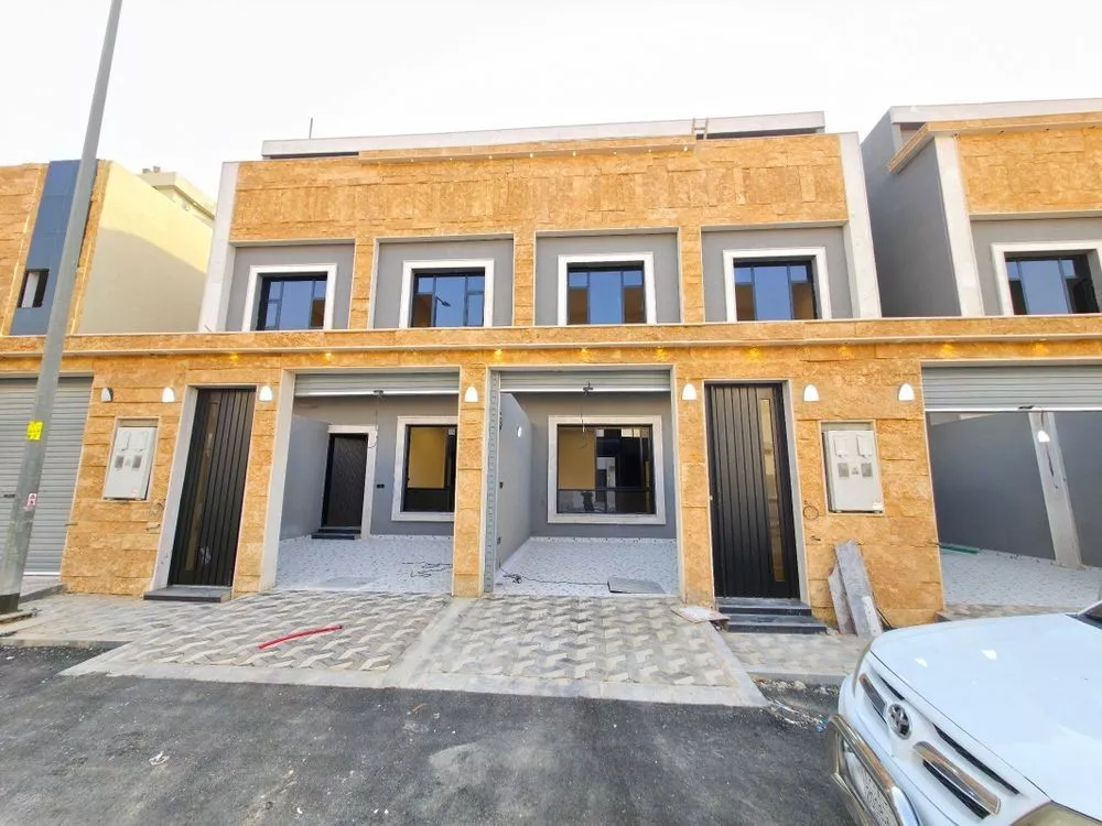 5 bedroom duplex in Okaz 7