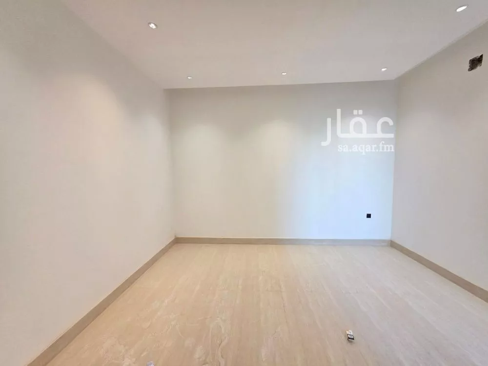5 bedroom villa in Badr 11