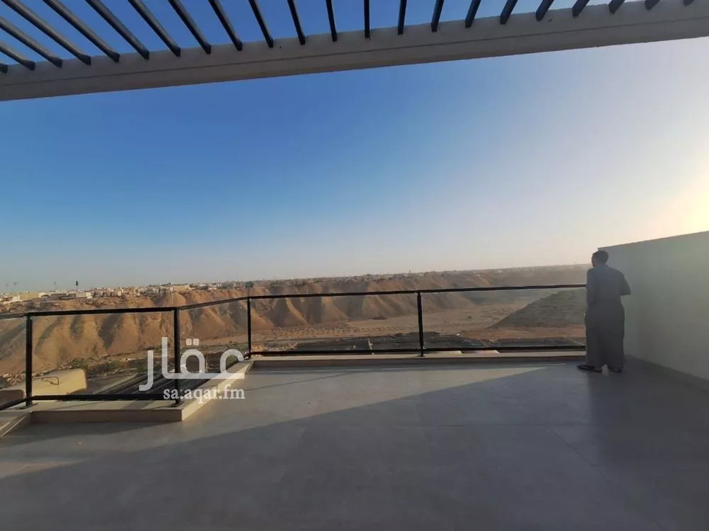 6 bedroom villa in Al Mahdiyyah 8