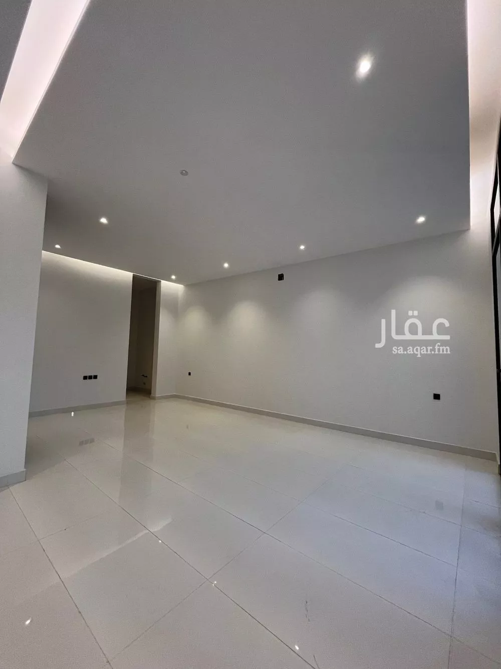 5 bedroom villa in Al Mahdiyyah 2