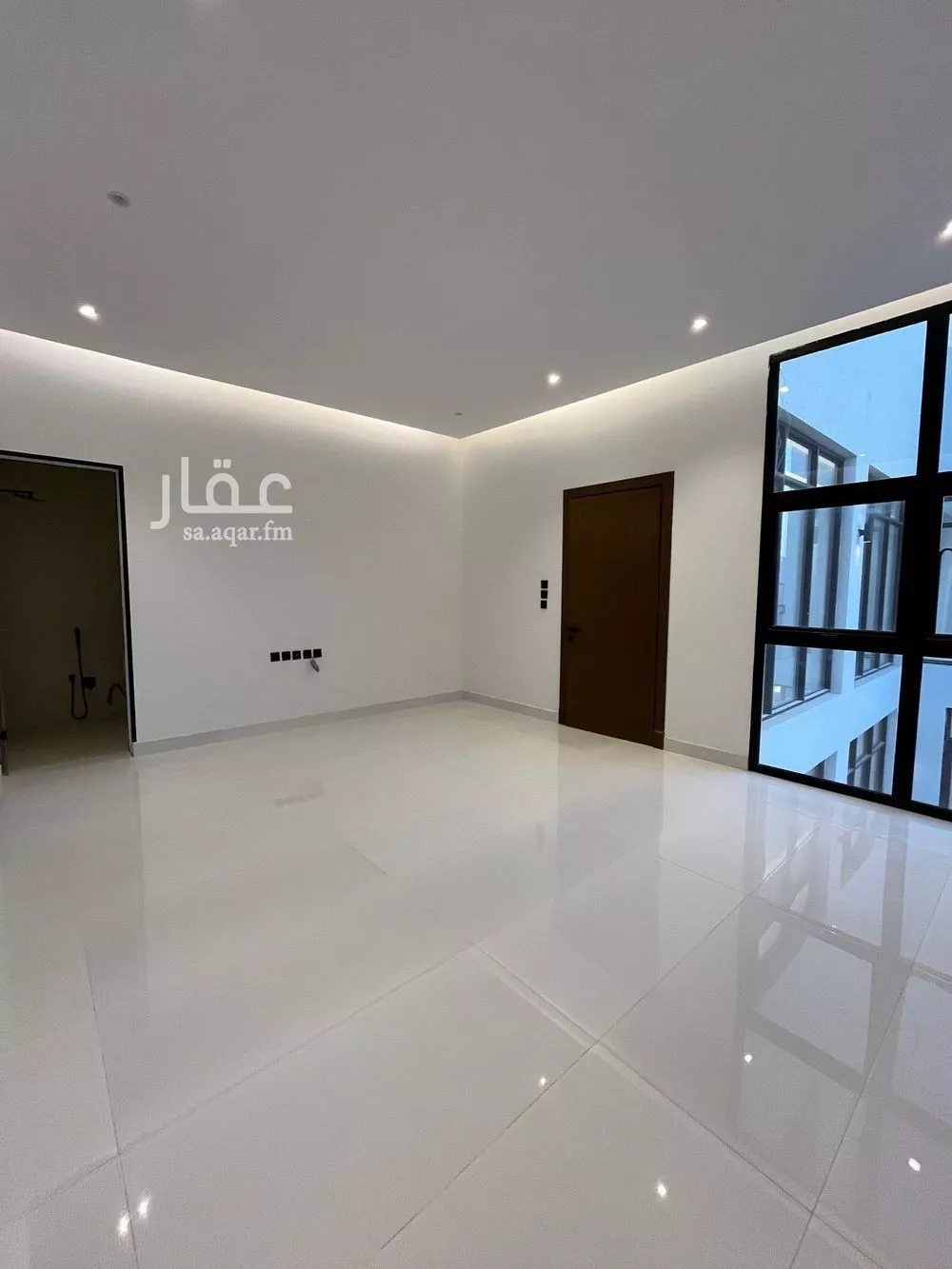 5 bedroom villa in Al Mahdiyyah 3