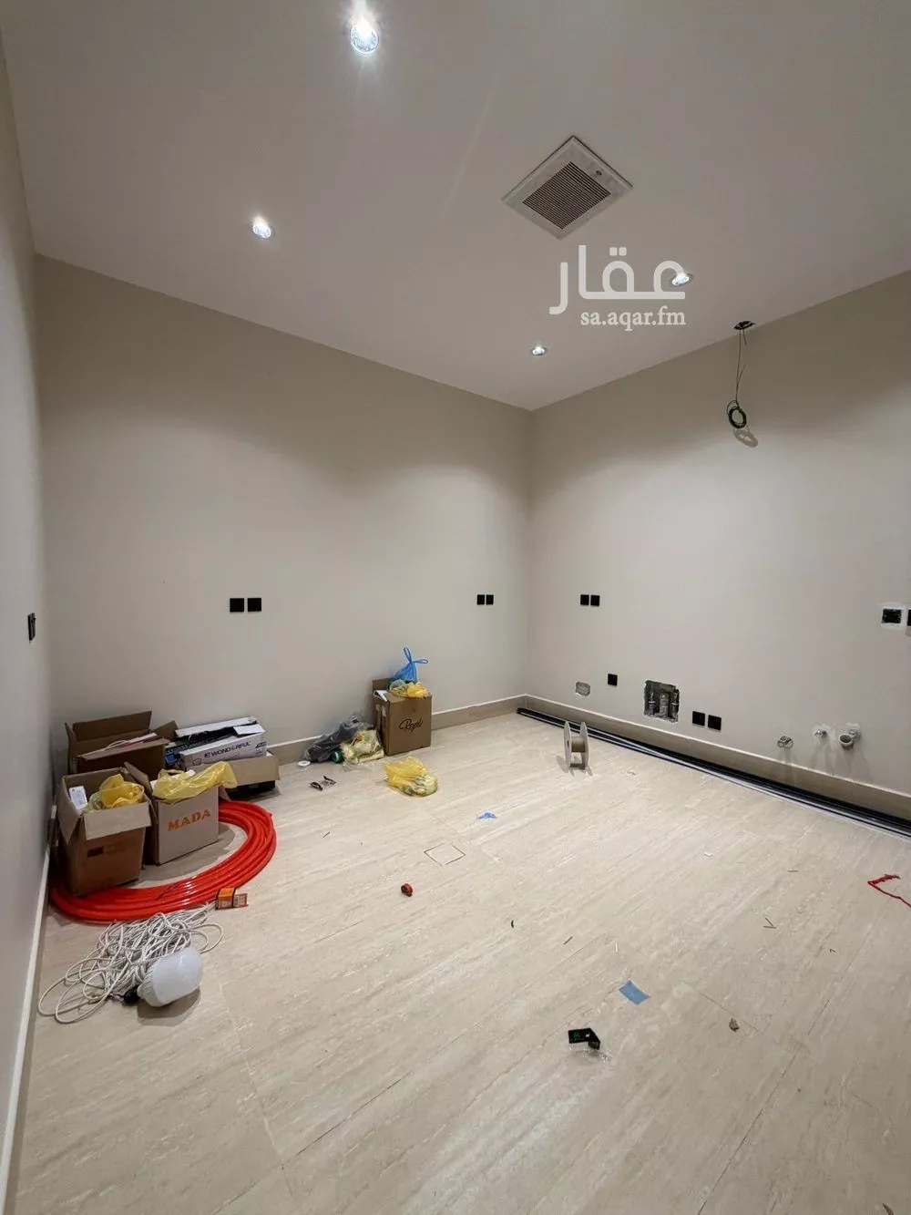 6 bedroom villa in Al Mahdiyyah 11