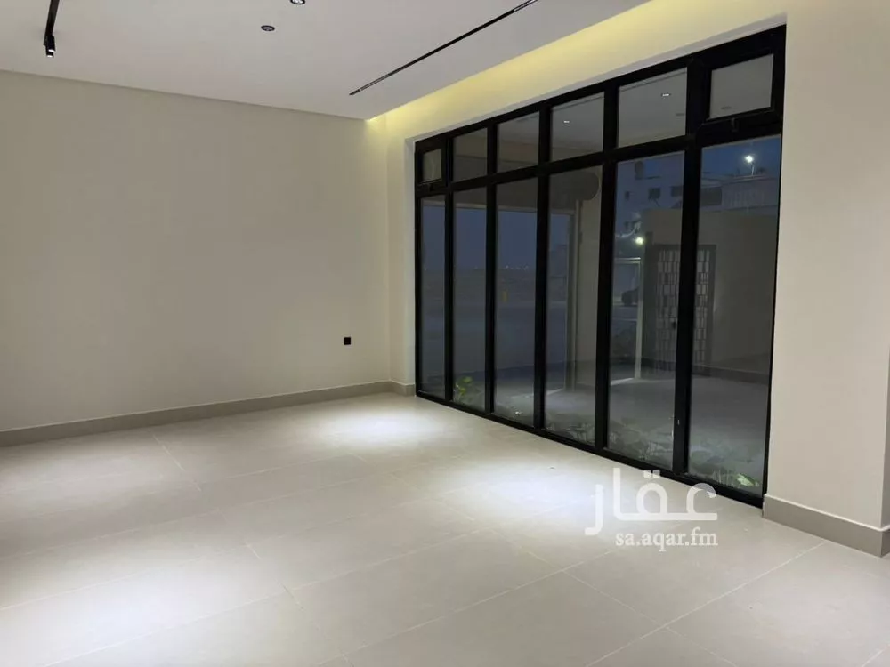 5 bedroom villa in Al Mahdiyyah 11