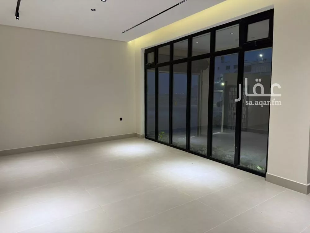 5 bedroom villa in Al Mahdiyyah 24