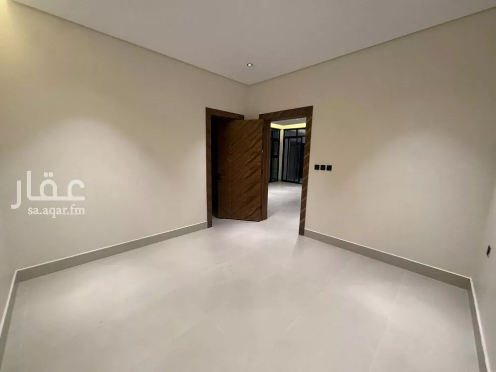 5 bedroom villa in Al Mahdiyyah 25