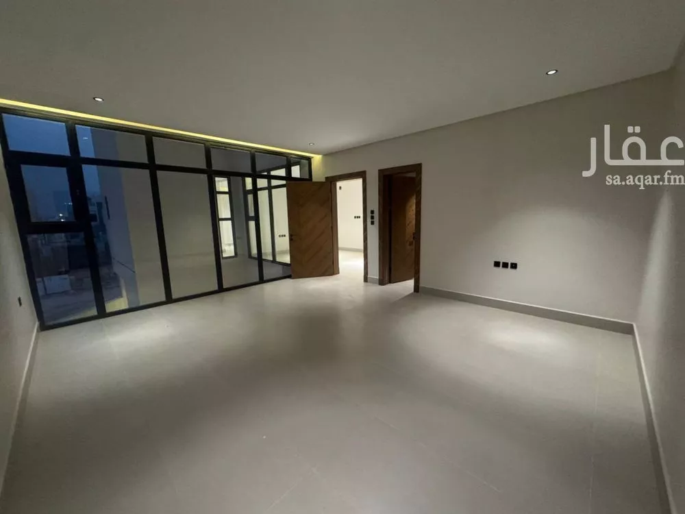 5 bedroom villa in Al Mahdiyyah 5