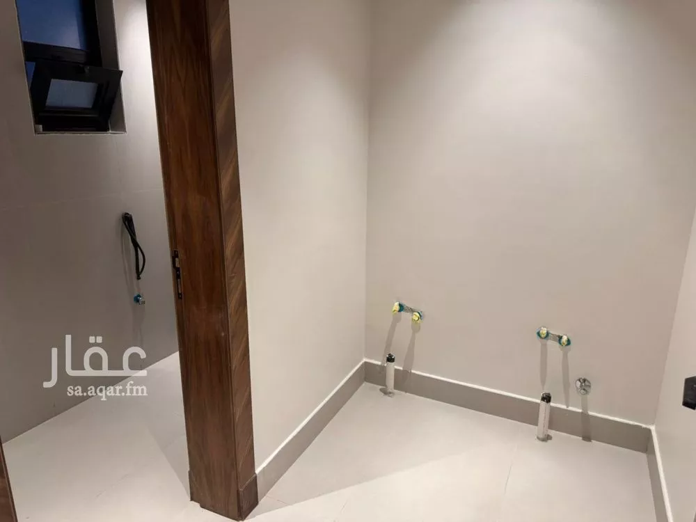 5 bedroom villa in Al Mahdiyyah 7