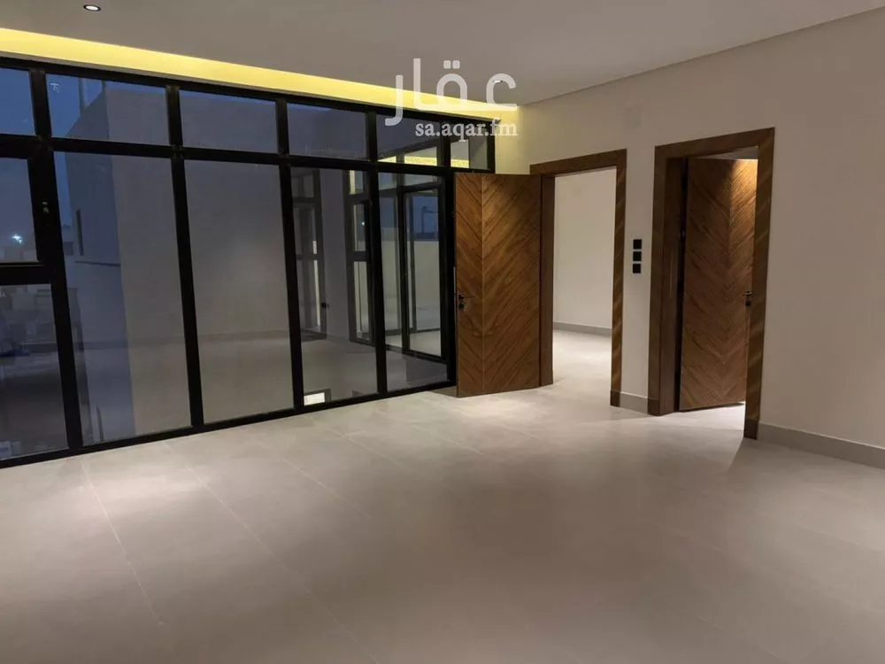 5 bedroom villa in Al Mahdiyyah 9