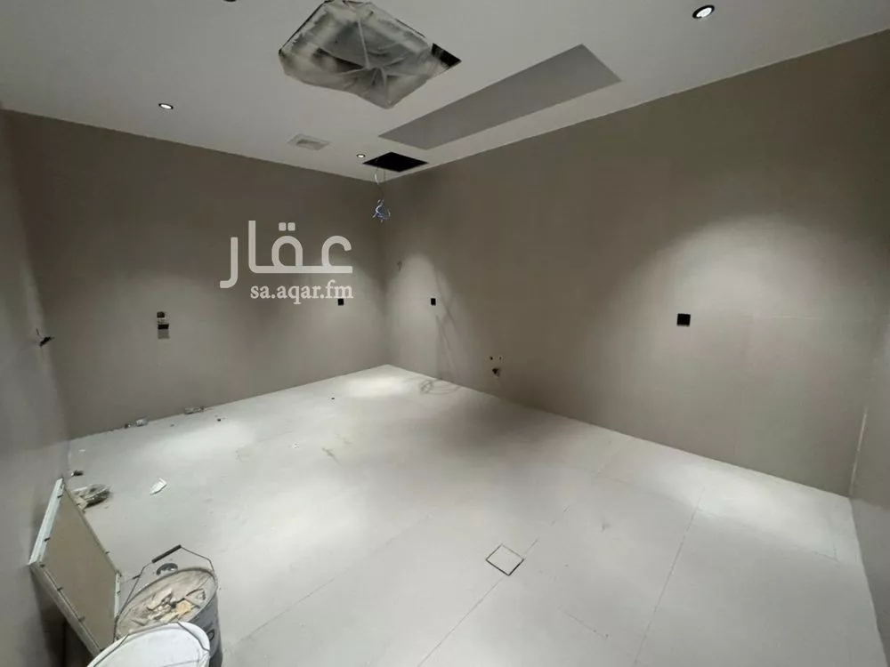 5 bedroom villa in Al Mahdiyyah 10