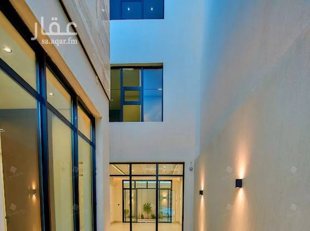 4 bedroom villa in Al Mahdiyyah 3