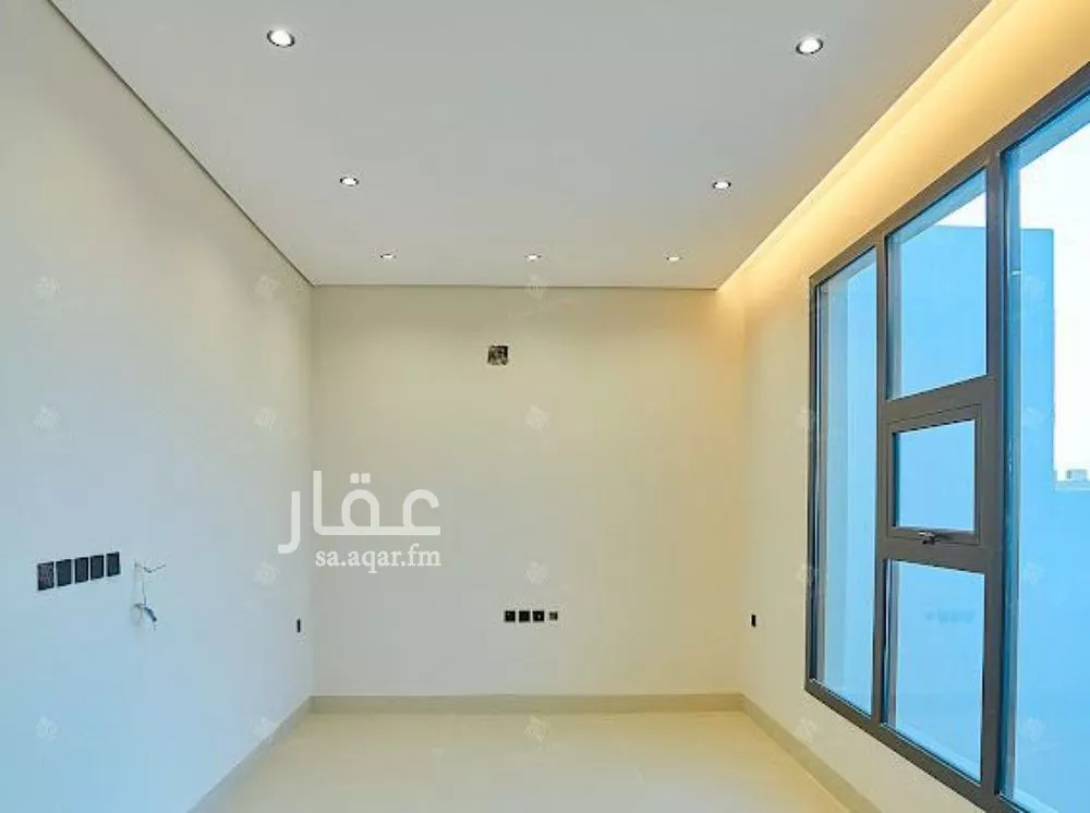 4 bedroom villa in Al Mahdiyyah 23