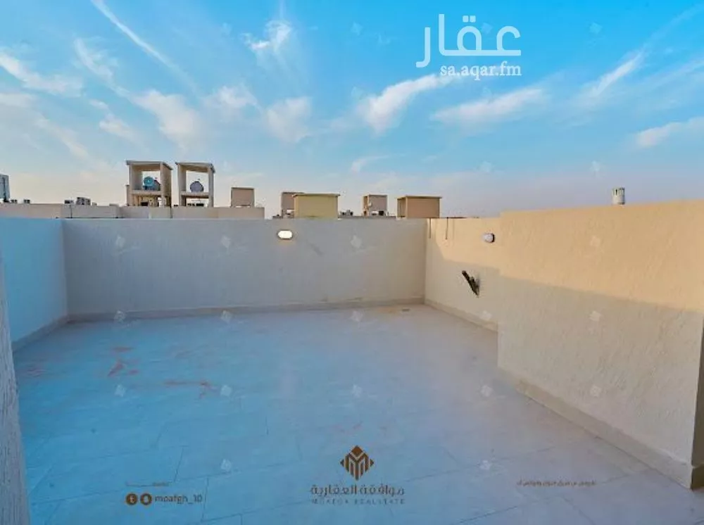 4 bedroom villa in Al Mahdiyyah 27