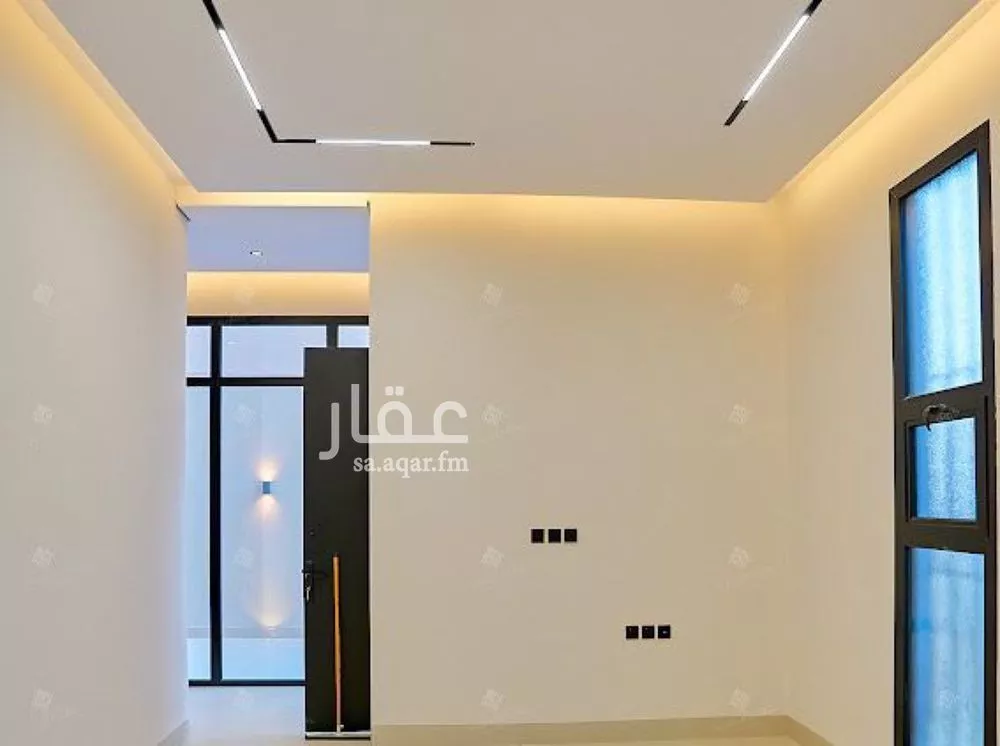 4 bedroom villa in Al Mahdiyyah 5