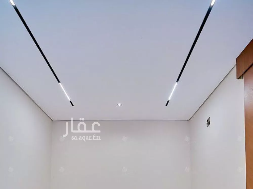 4 bedroom villa in Al Mahdiyyah 10