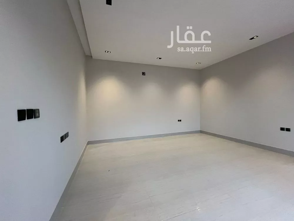 فيلا 6 غرف في المهدية 12