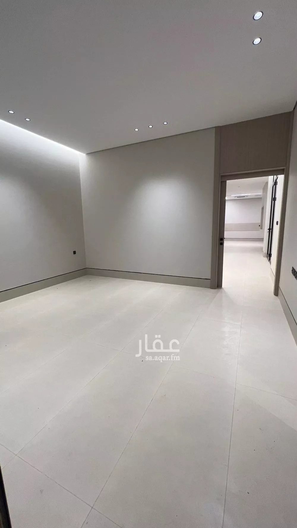 6 bedroom villa in Al Mahdiyyah 3