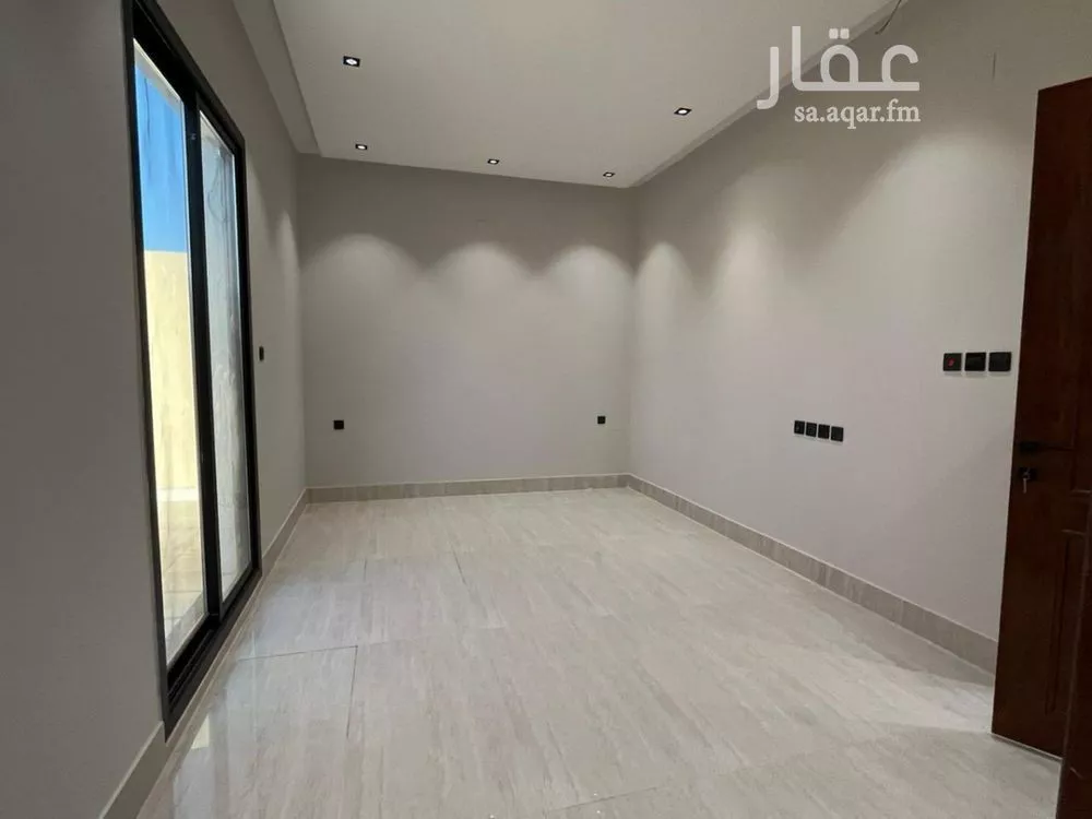 6 bedroom villa in Al Mahdiyyah 28