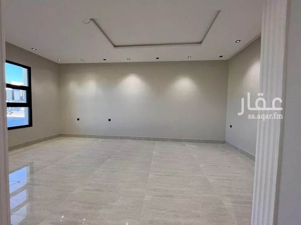 6 bedroom villa in Al Mahdiyyah 8