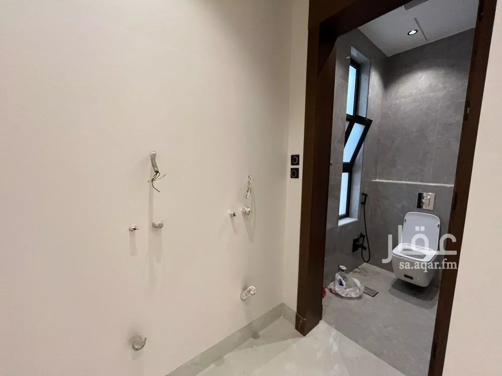 5 bedroom villa in Al Mahdiyyah 11