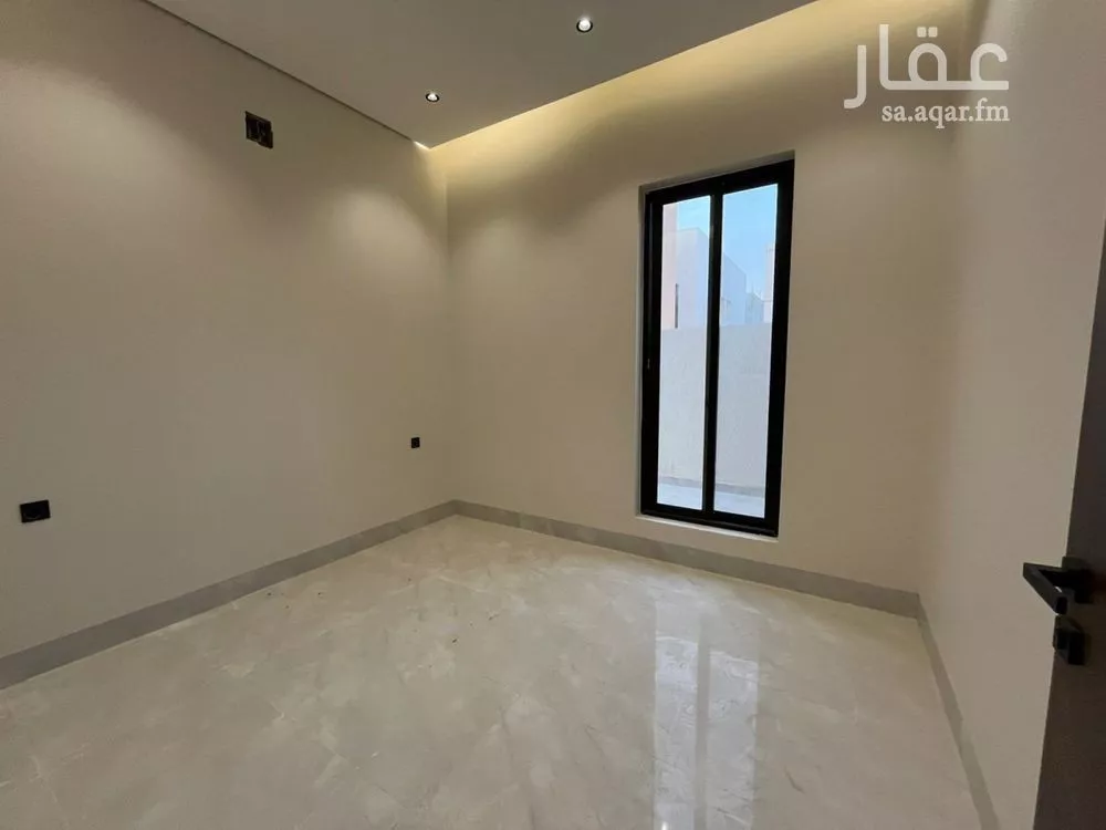 5 bedroom villa in Al Mahdiyyah 13