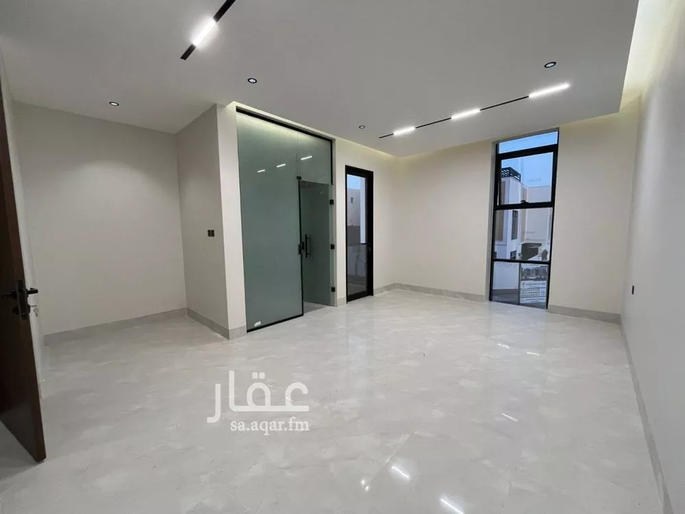 5 bedroom villa in Al Mahdiyyah 19