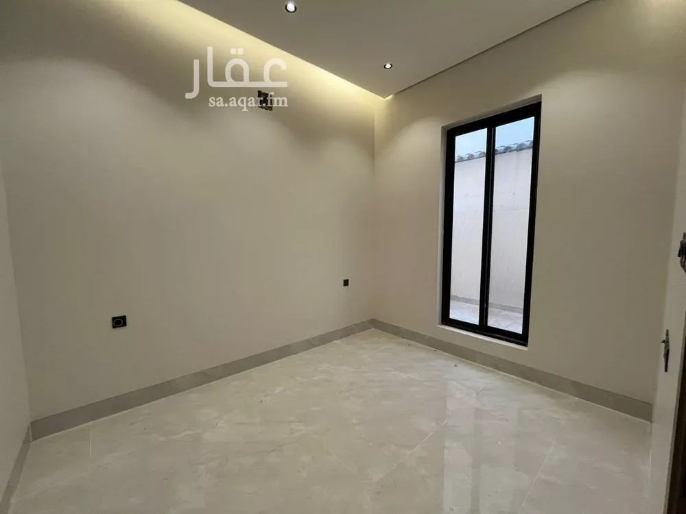 5 bedroom villa in Al Mahdiyyah 23