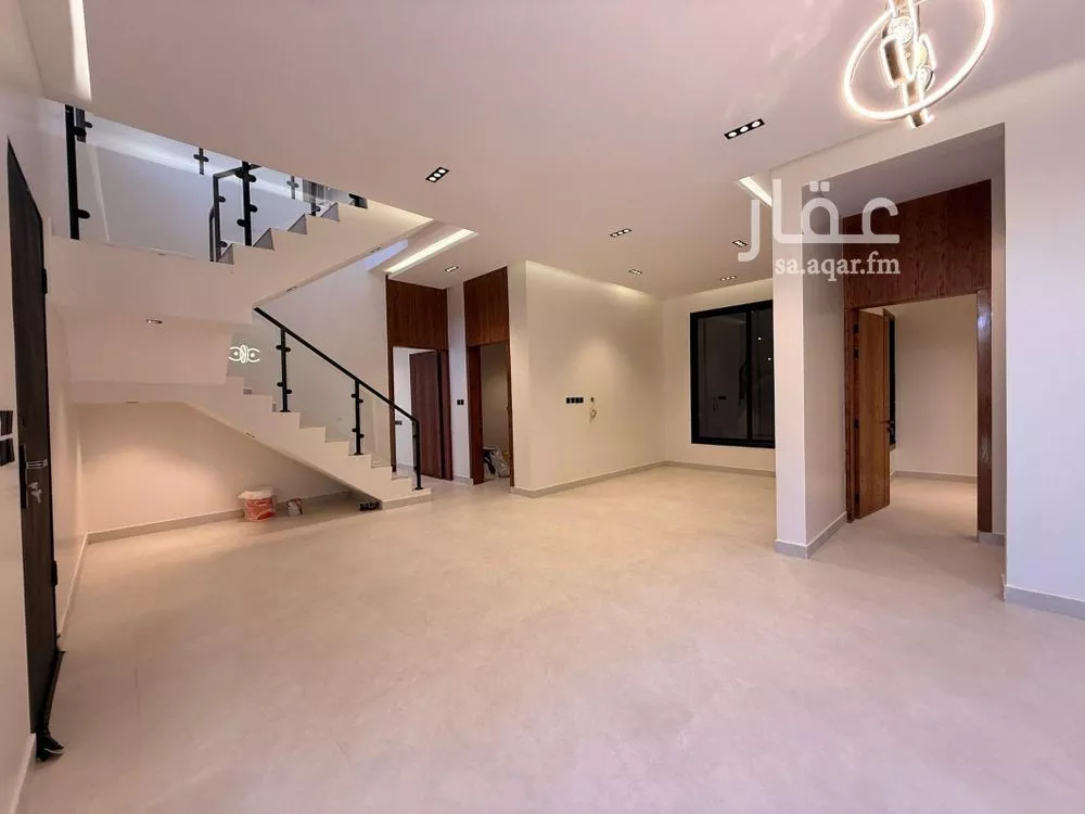6 bedroom villa in Al Rimal 10
