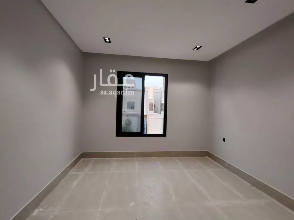 5 bedroom villa in Okaz 2