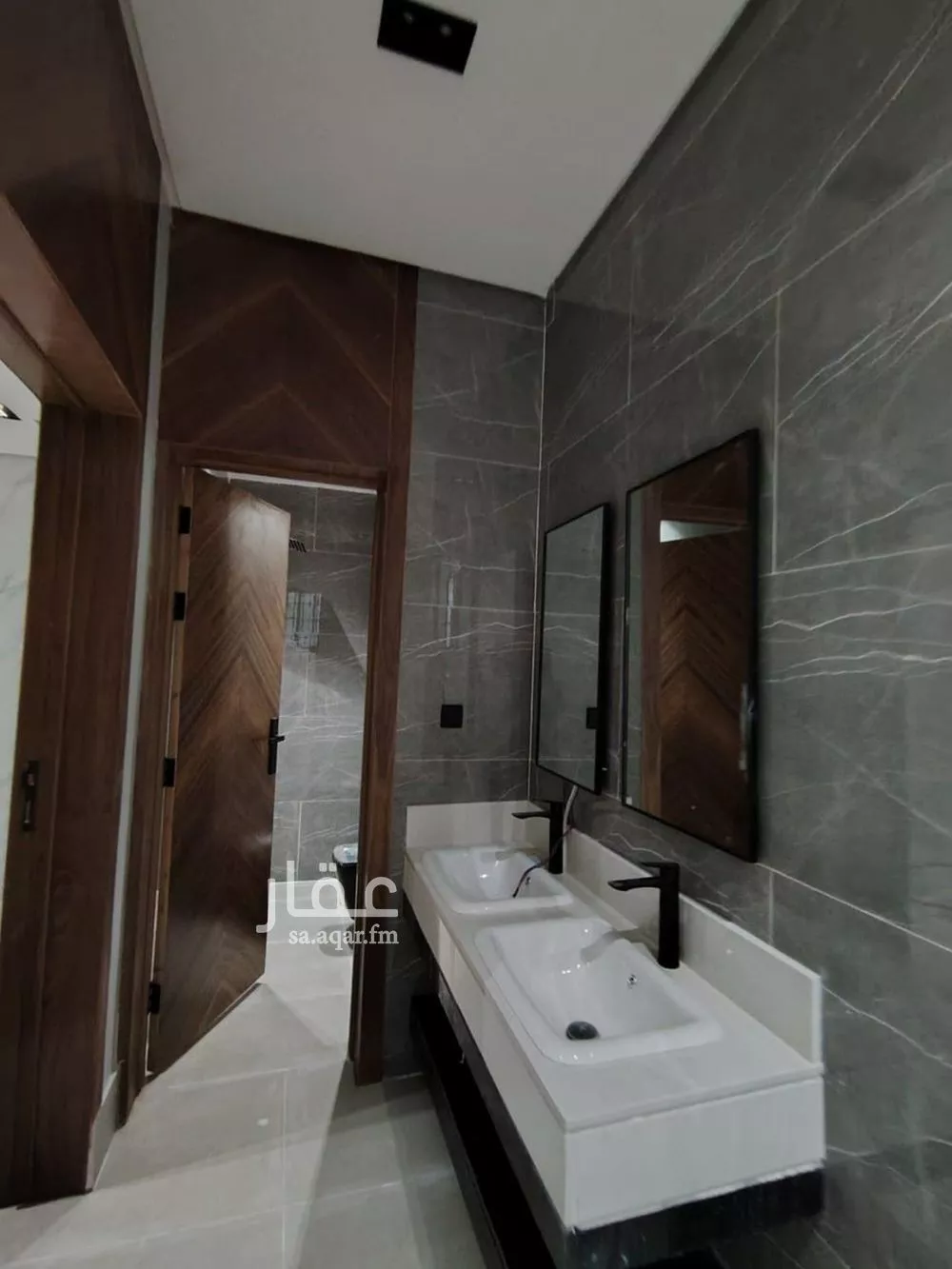5 bedroom villa in Okaz 7