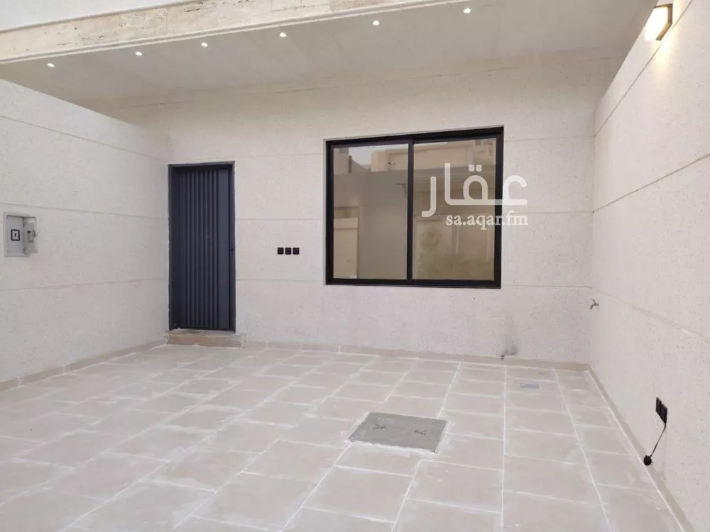 5 bedroom villa in Okaz 10