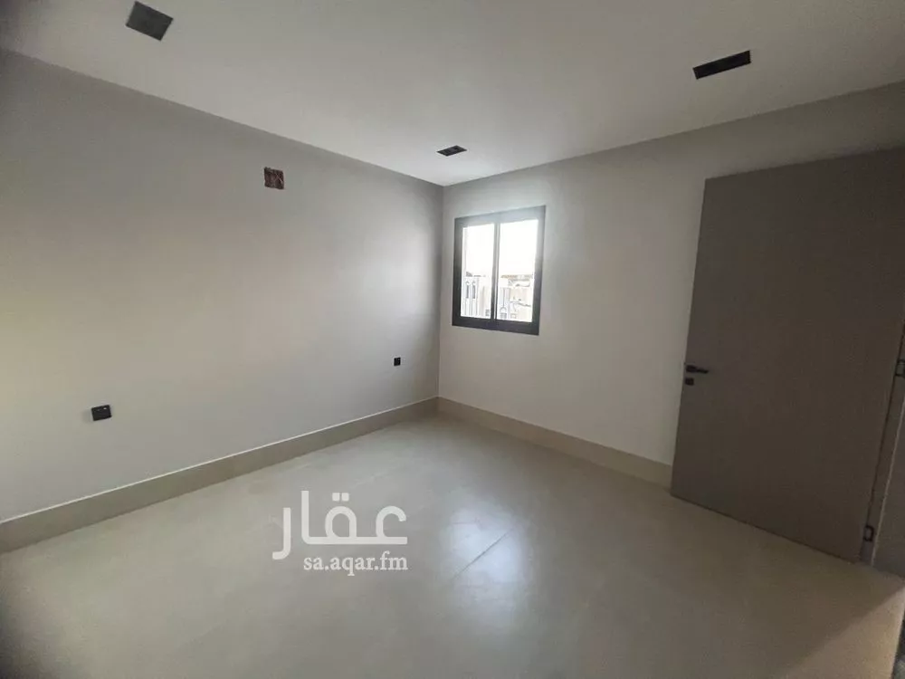 فيلا 5 غرف في العريجاء الغربية 13