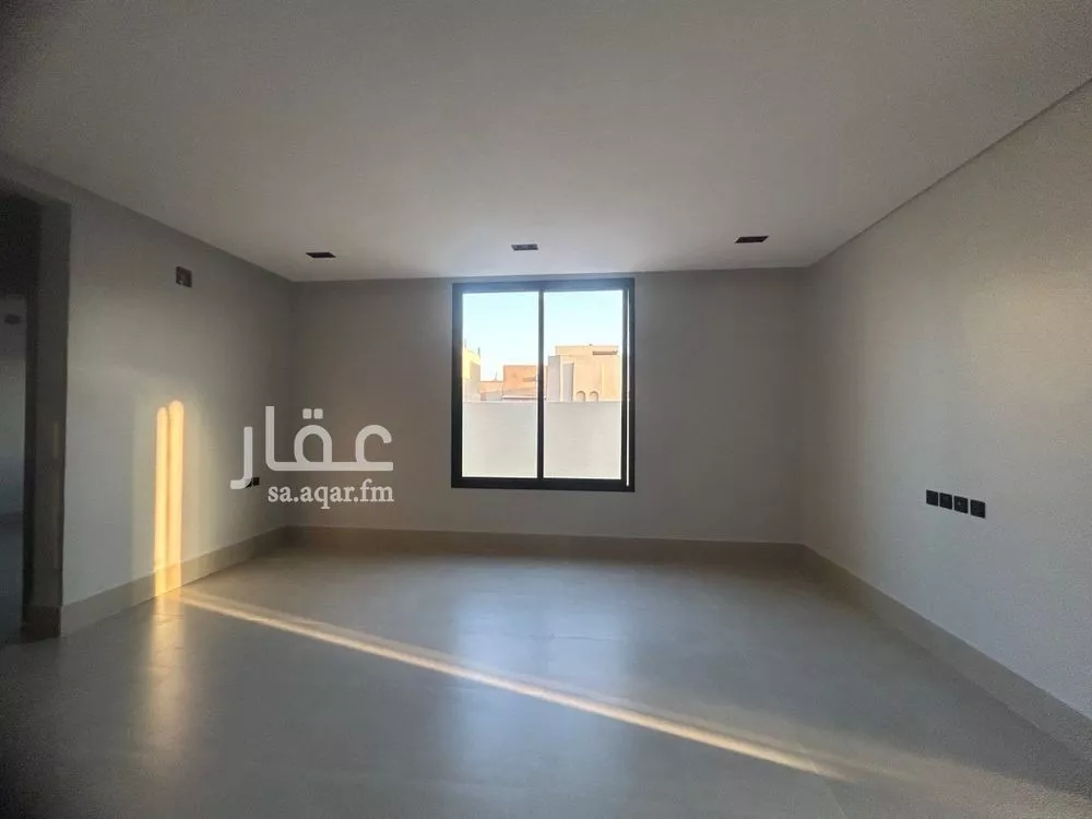 فيلا 5 غرف في العريجاء الغربية 6