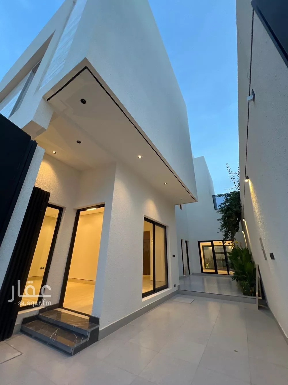 6 bedroom villa in Al Mahdiyyah 2
