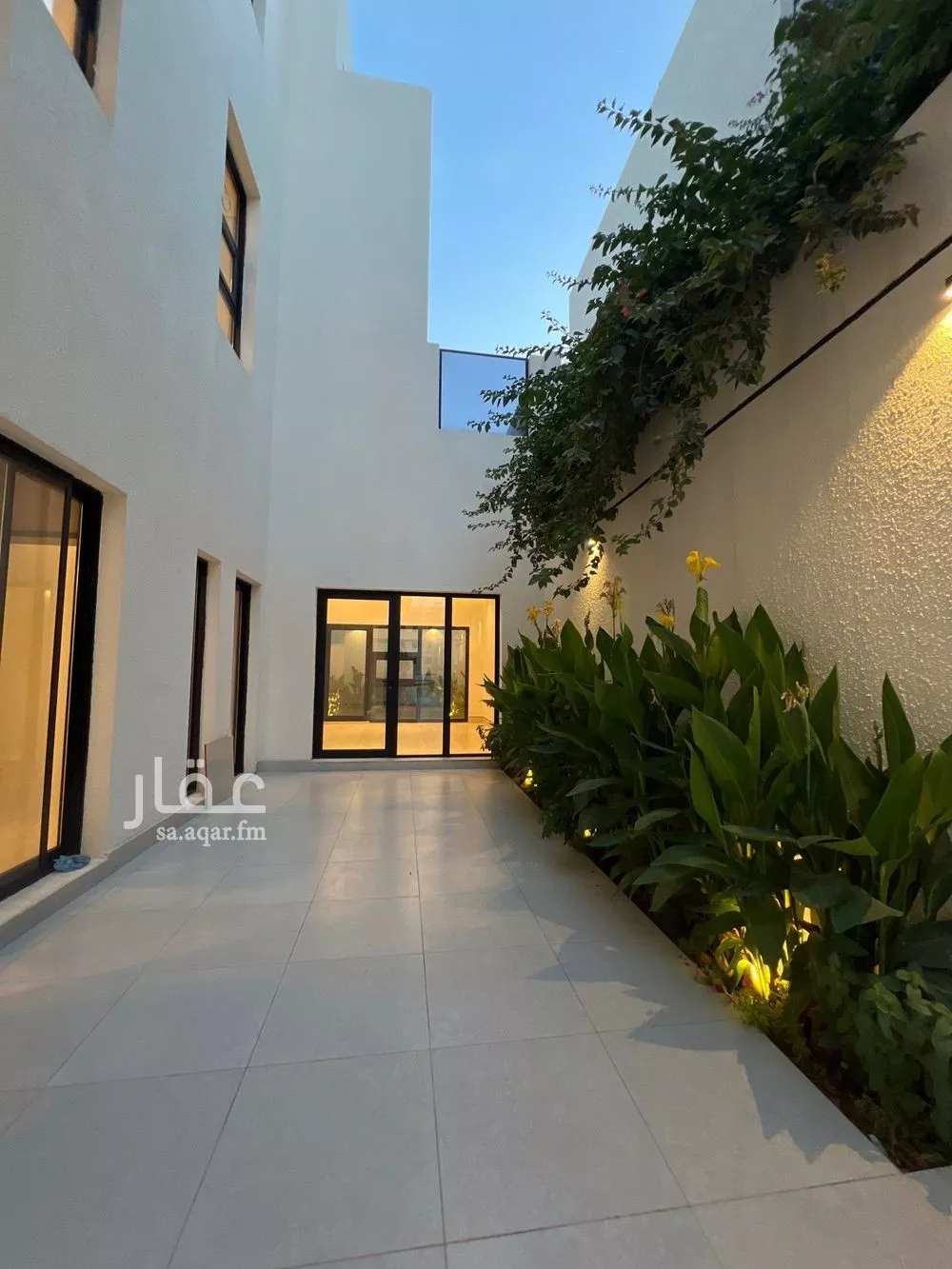 6 bedroom villa in Al Mahdiyyah 3