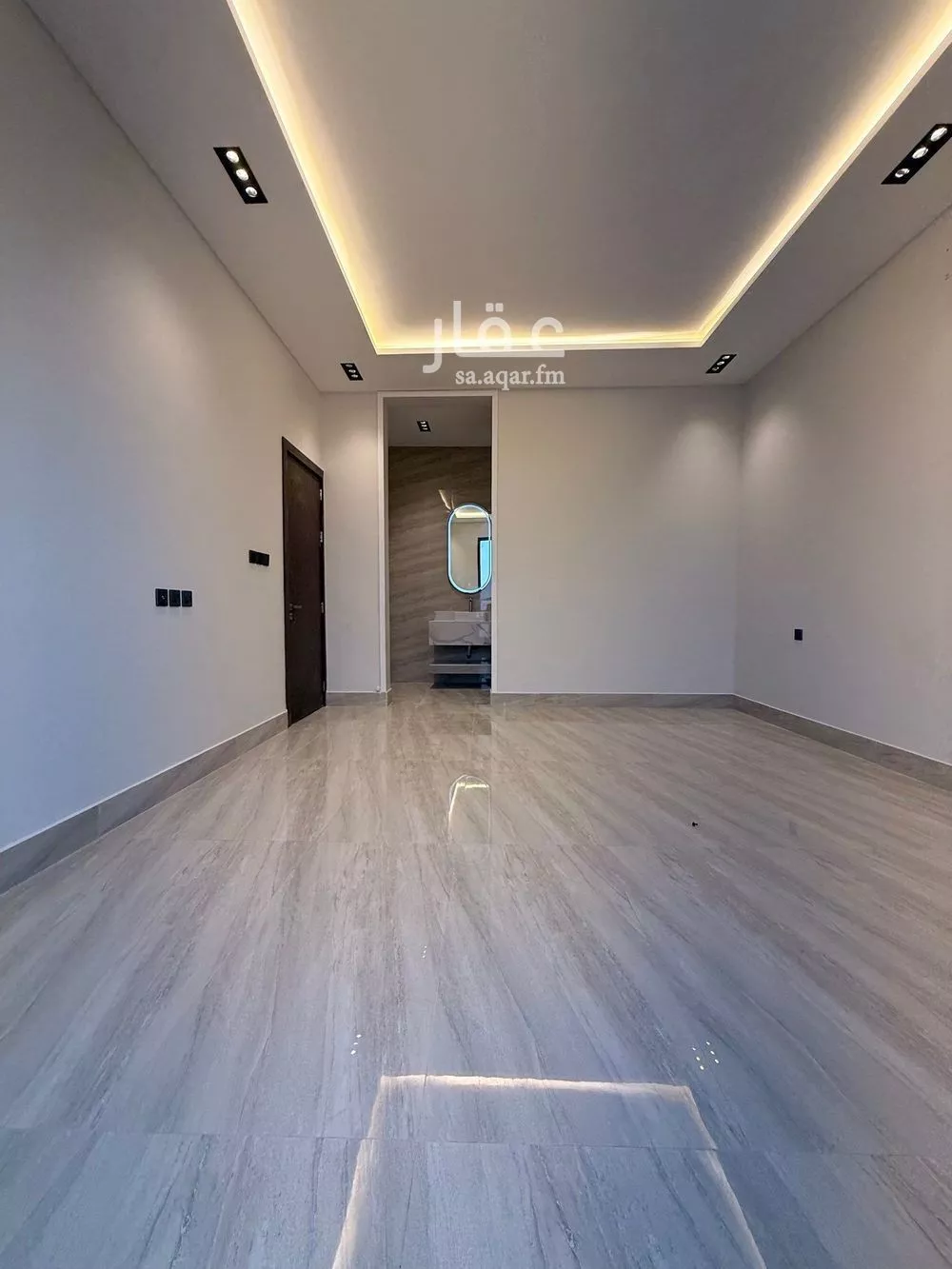 6 bedroom villa in Al Rimal 17