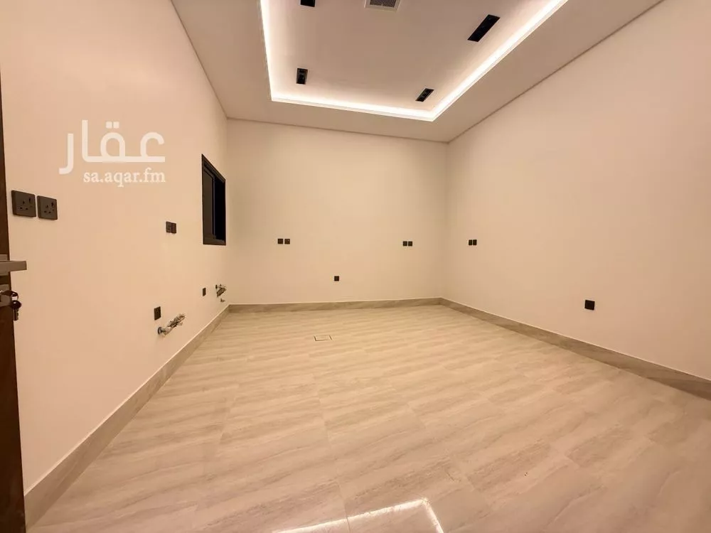 6 bedroom villa in Al Rimal 22