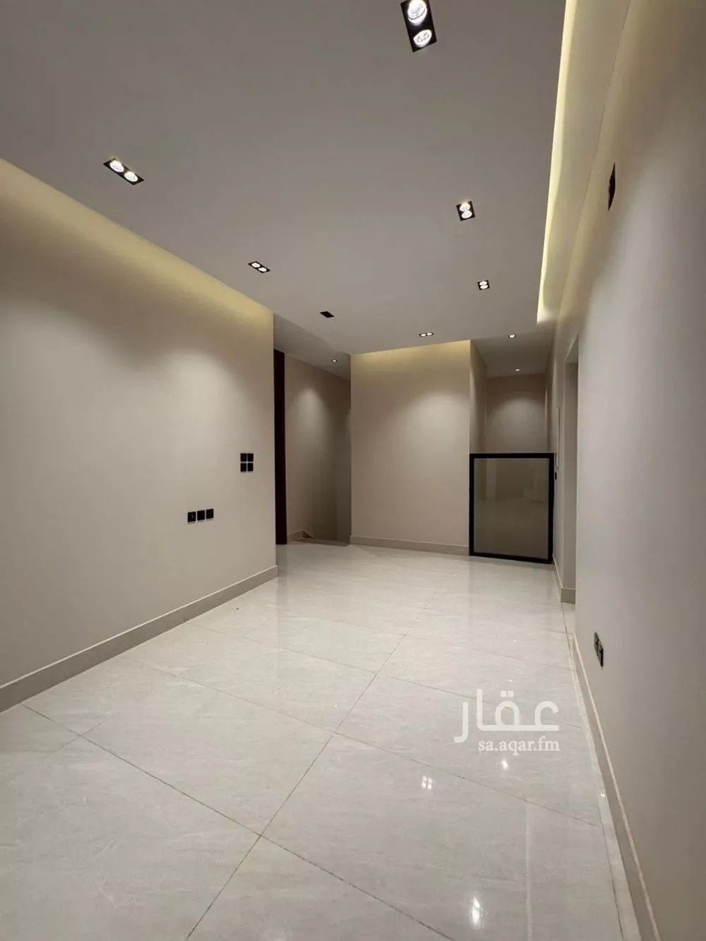 فيلا 7 غرف في العارض 14