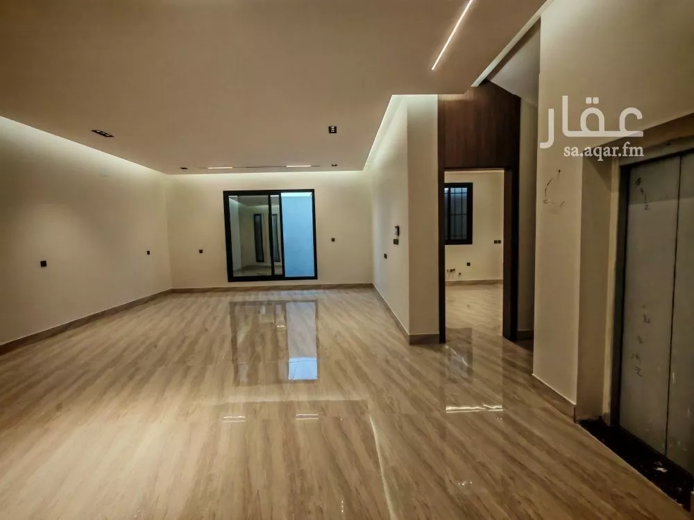 فيلا 5 غرف في الرمال 22
