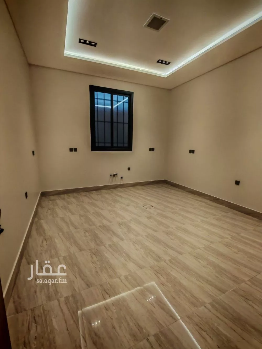 فيلا 5 غرف في الرمال 23
