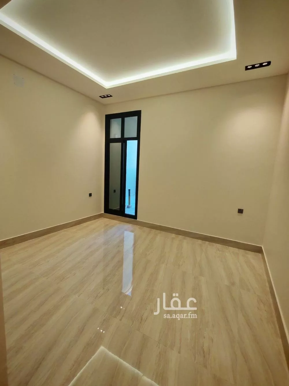 فيلا 5 غرف في الرمال 7