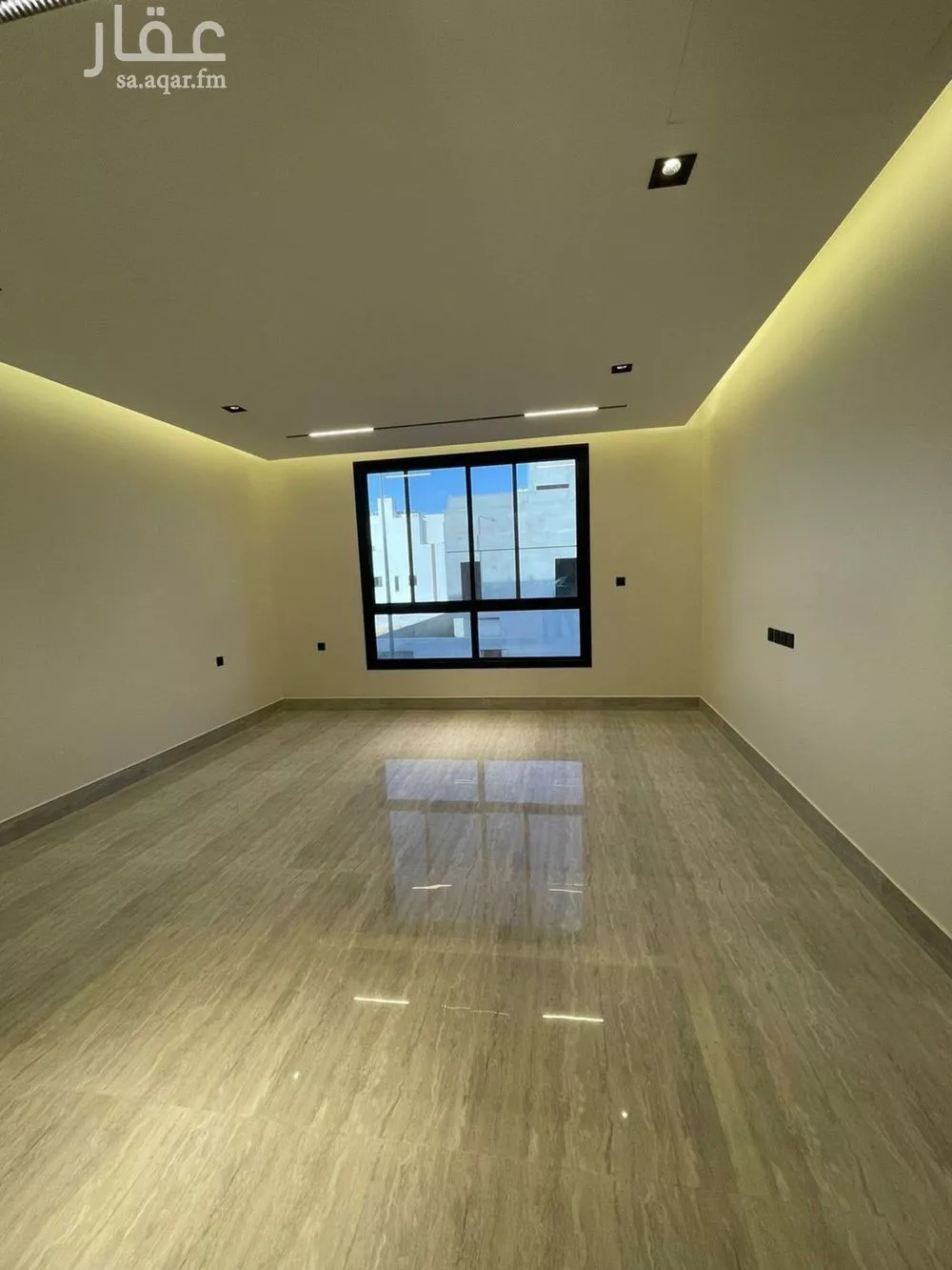5 bedroom villa in Al Aridh 11