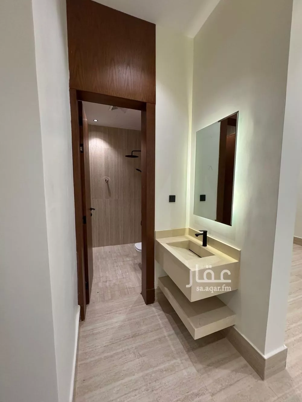 5 bedroom villa in Al Mahdiyyah 17