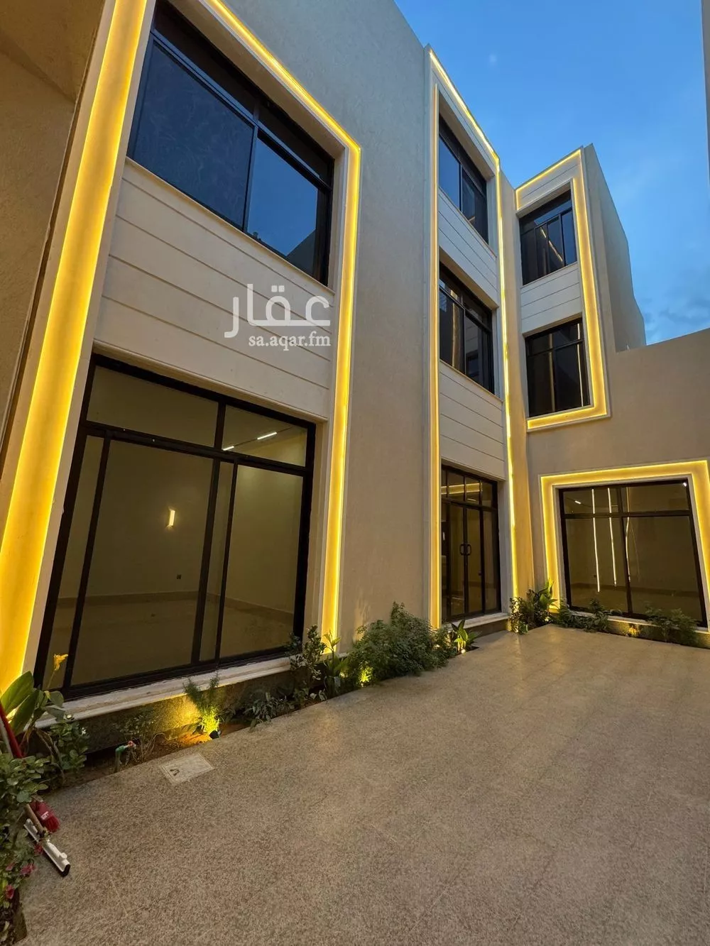 5 bedroom villa in Al Mahdiyyah 5